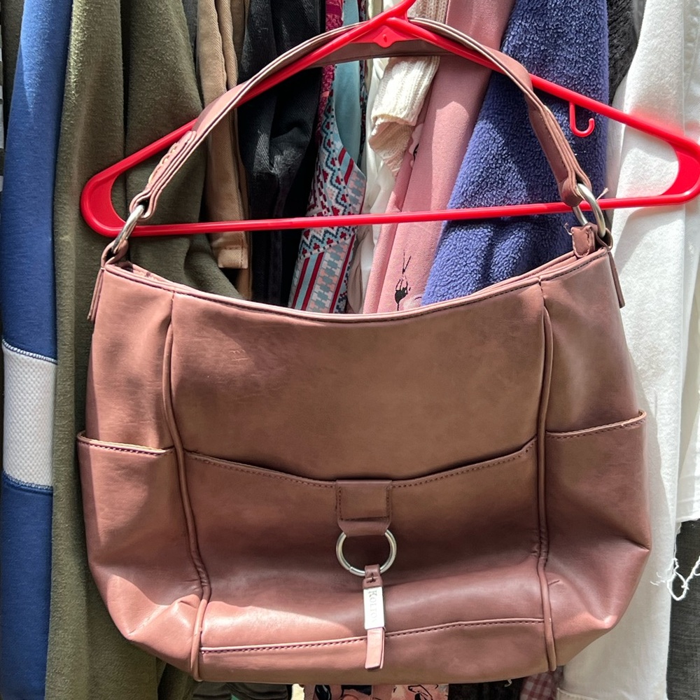 PURSE GIVEAWAY!!